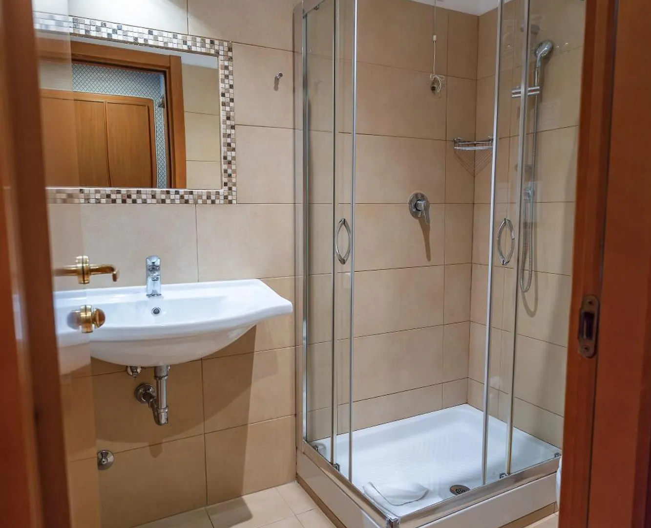 Hotel Lirico Roma 3*,  Italia