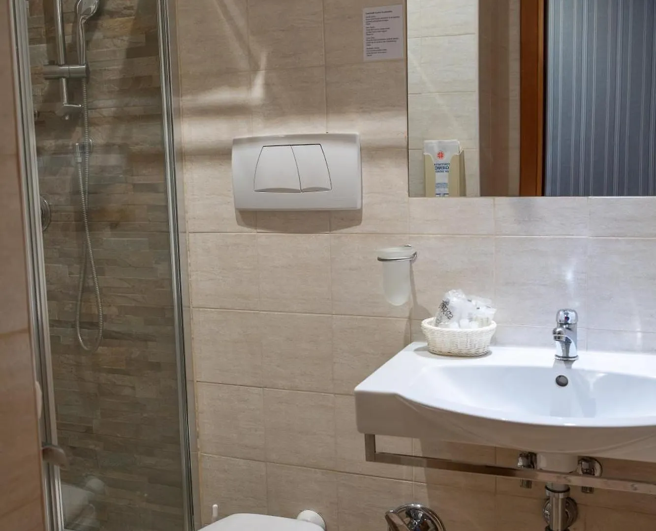 Hotel Lirico Roma