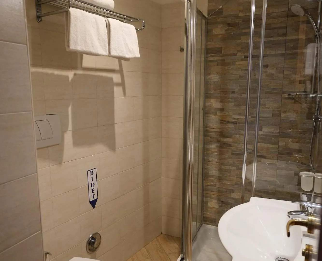 Hotel Lirico Roma Italia