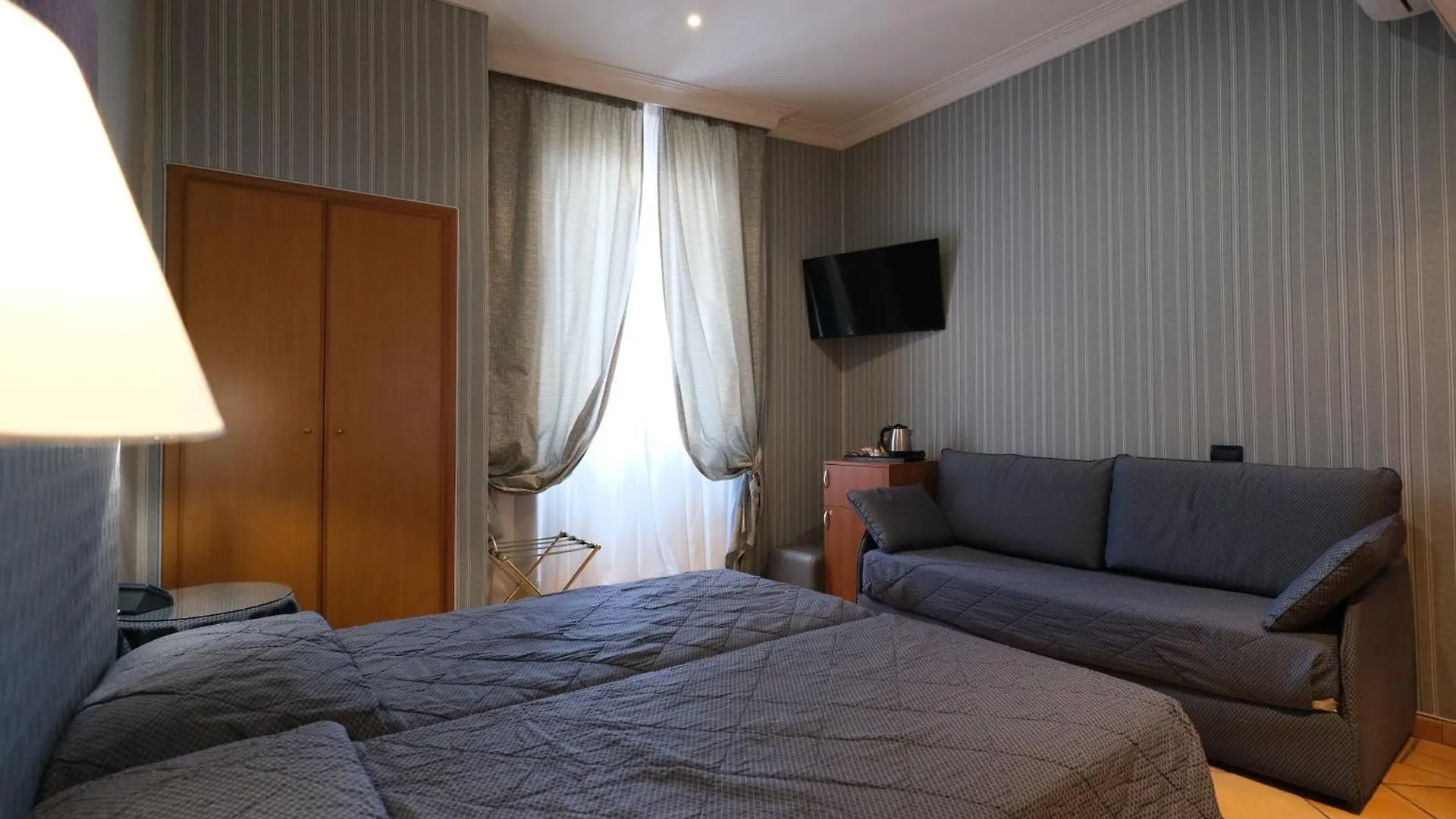 Hotel Lirico Rome