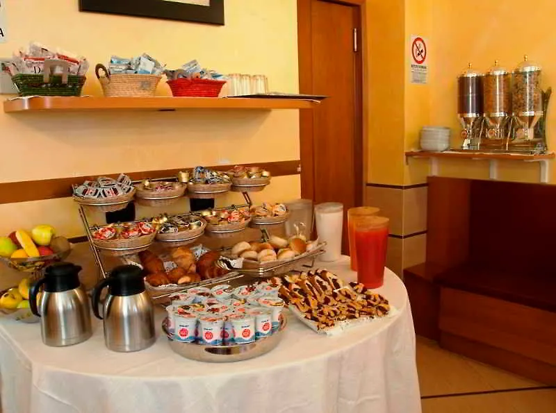 Hotel Lirico Roma