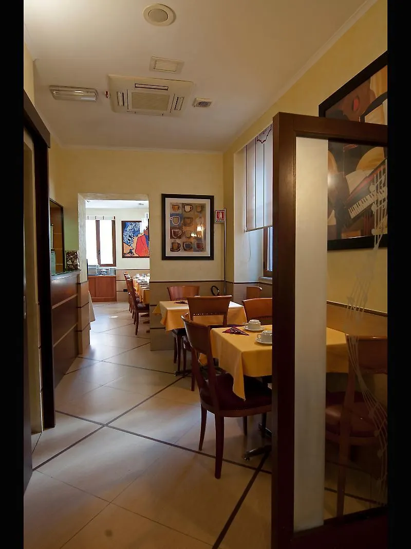 Hotel Lirico Rome