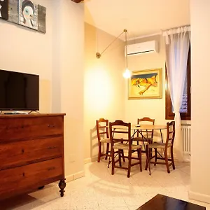 Saint Charles Apartamento Bolonia