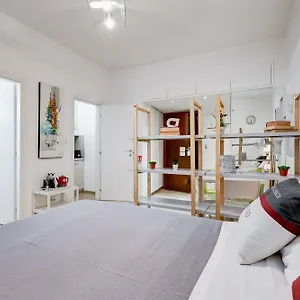 96 Degli Ubaldi Apartamento