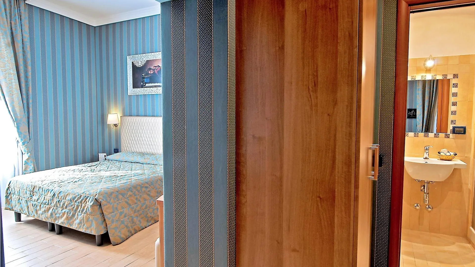 Hotel Lirico Rome