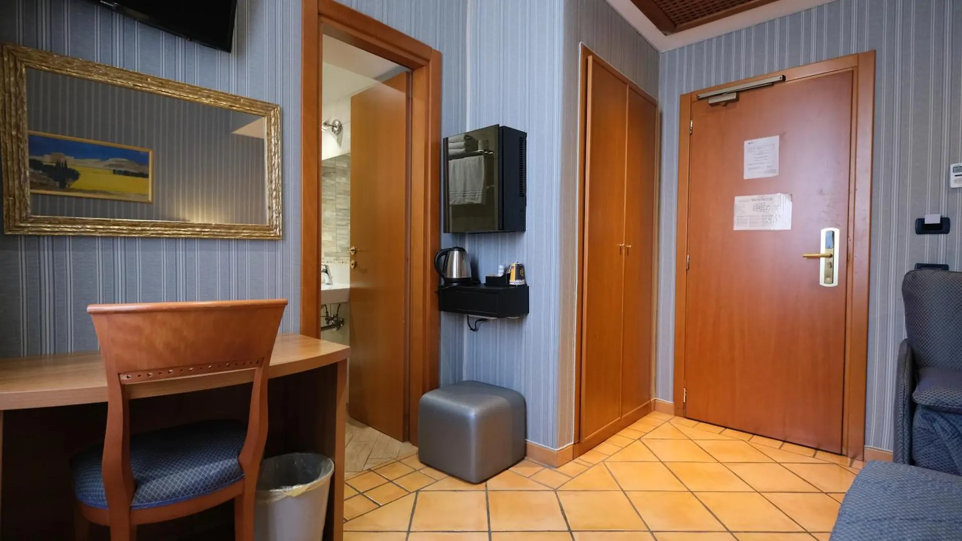 Hotel Lirico Rome