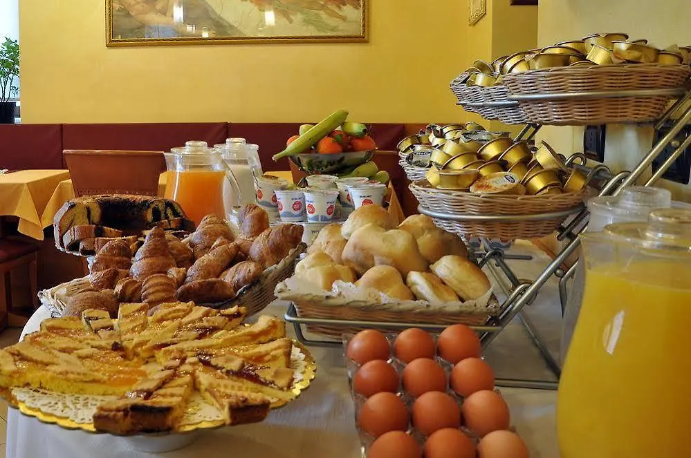 Hotel Lirico Rome